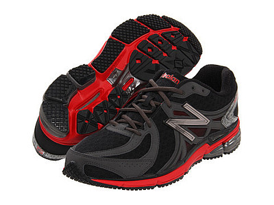 Wie fallen New Balance 780 V2 aus