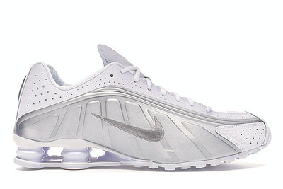Como tallan las Nike Shox R4