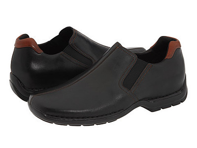 Guia de tamanho do Cole Haan Zeno Slip On