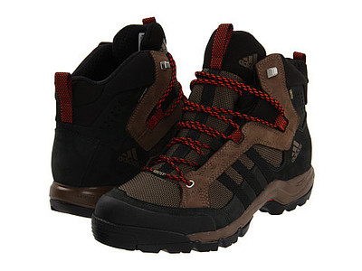 Hoe vallen adidas Outdoor Super Hiking Karak Mid GTX