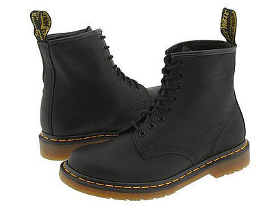 Guia de tamanho do Dr. Martens 1460