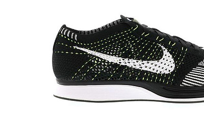 Nike Flyknit Racerサイズ感