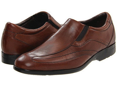 Como tallan las Rockport Business Lite Slip On