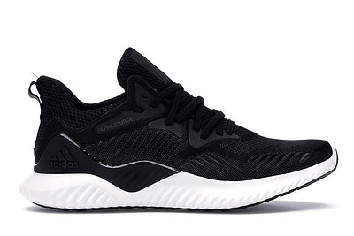 adidas Alphabounce 尺码和版型