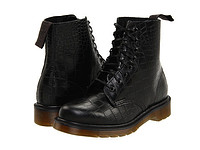 Dr. Martens Pascal 8-Tie Boot