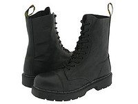 Dr. Martens 8267