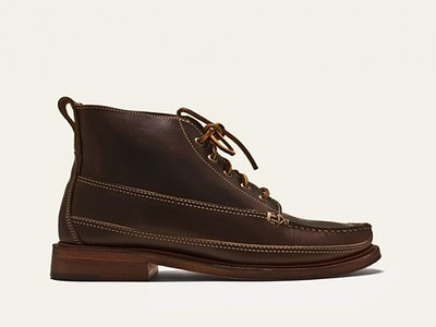 Hoe vallen Oak Street Bootmakers Town & Country Chukka