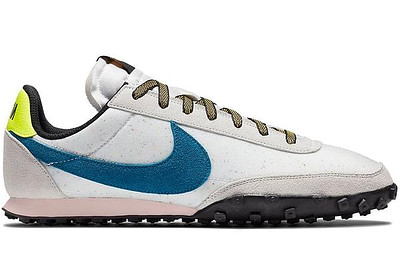 Come calzano le Nike Waffle Racer