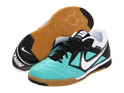 Comment taille les Nike Nike5 Gato
